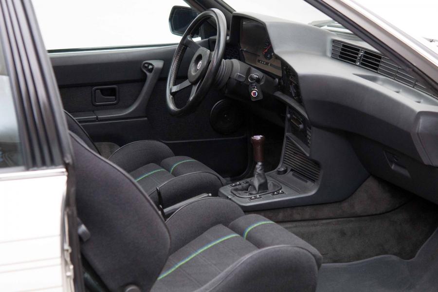 Интерьер Alpina B7 Turbo Coupe/1 (E24) 1984 года  (фото 9 из 16)